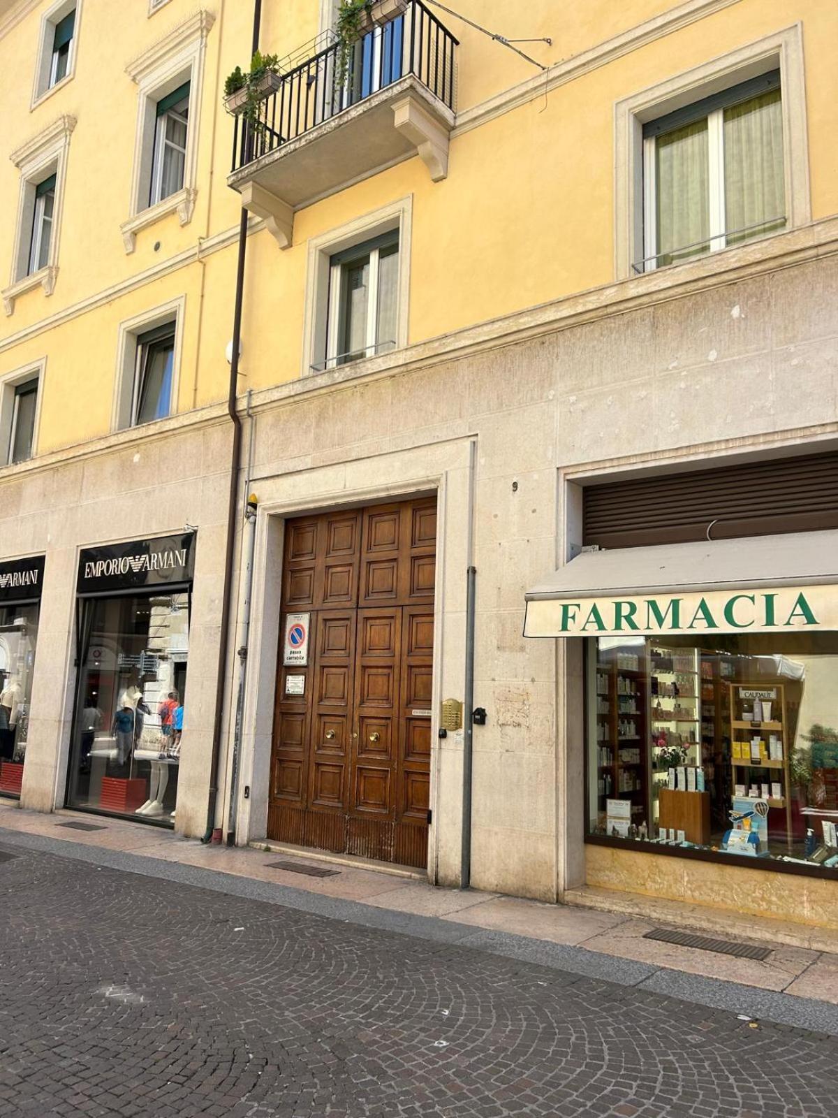 Appartamento Via Stella Verona Luaran gambar